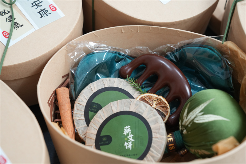 濃情端午·巧手爭(zhēng)“粽”-科強(qiáng)股份舉辦趣味夾粽大賽3